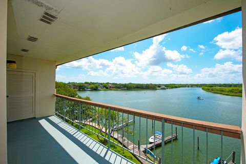 Photo of 18809 Egret Bay Boulevard #127, Webster, TX 77058 (MLS # 63740973)