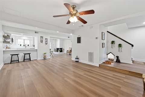 Photo of 724 Country Place Drive #E, Houston, TX 77079 (MLS # 27527597)