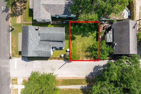 Photo of 1310 32nd Street, Galveston, TX 77550 (MLS # 13304769)