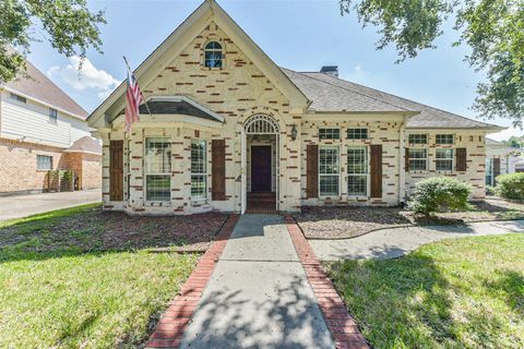 Photo of 263 Wood Loop Street, Houston, TX 77015 (MLS # 86470383)