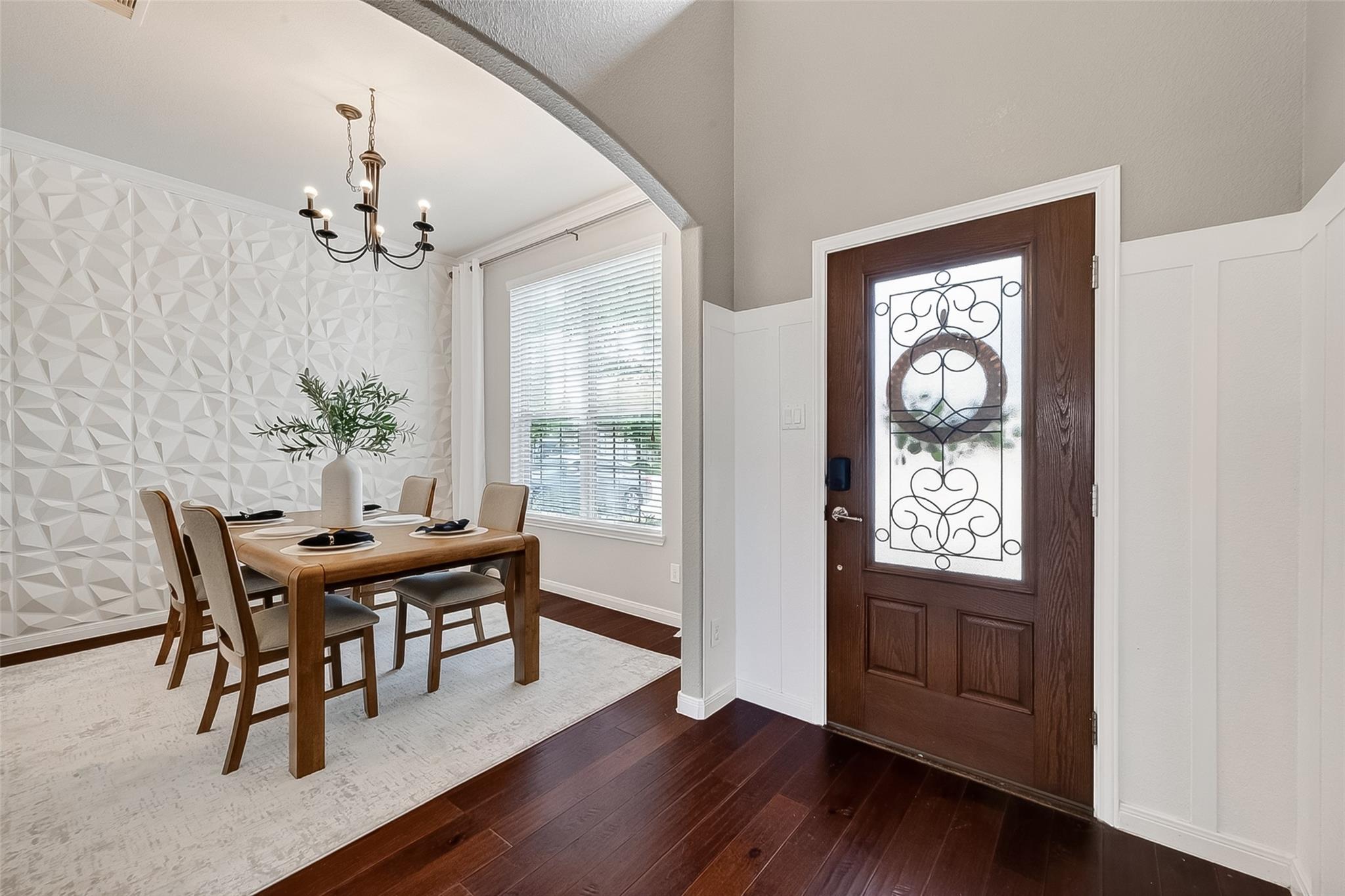 10014 Western Pine Trail