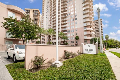 Photo of 3505 Sage Road #2403, Houston, TX 77056 (MLS # 66966123)