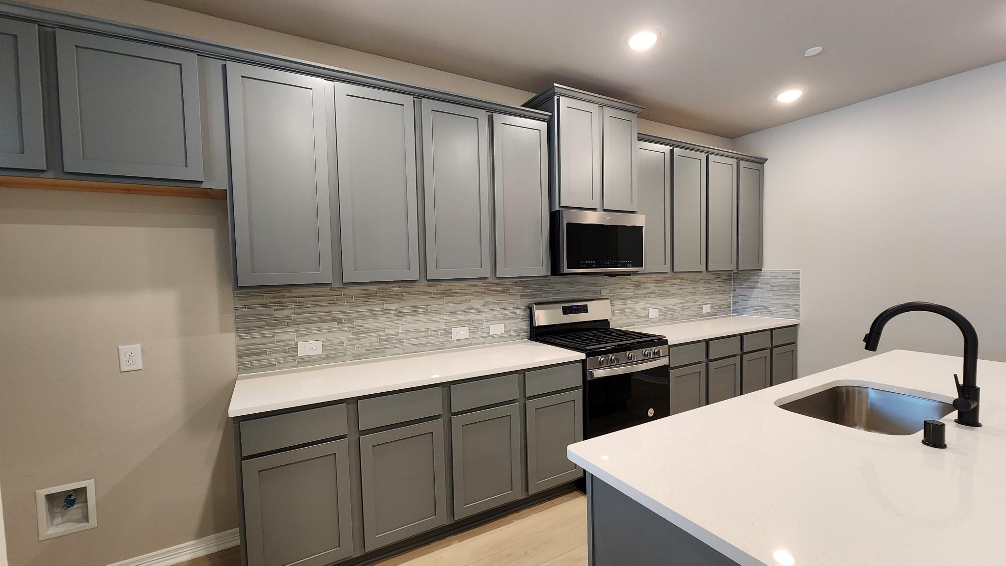 8009 Scanlan Trail