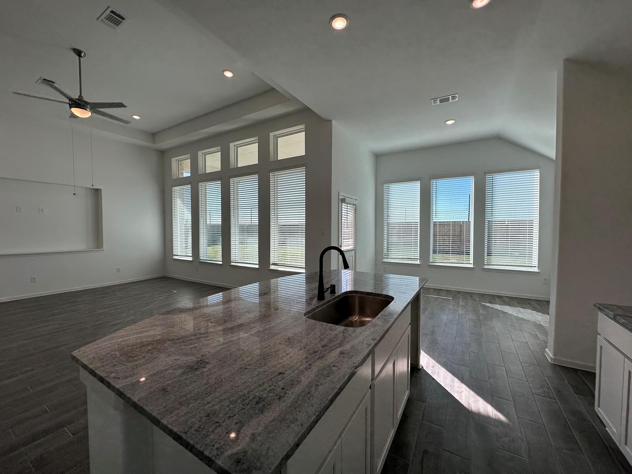 13623 Lago Vista Drive
