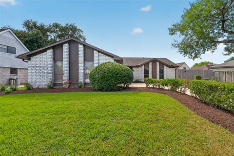 Photo of 11414 Sagemeadow Lane, Houston, TX 77089 (MLS # 16863664)