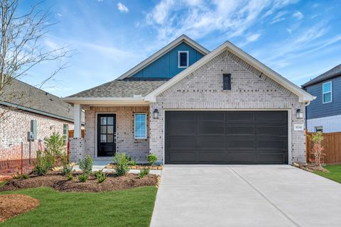 Homes For Sale - 8214 Blue Shell Lane<br/> Cypress, TX 77433