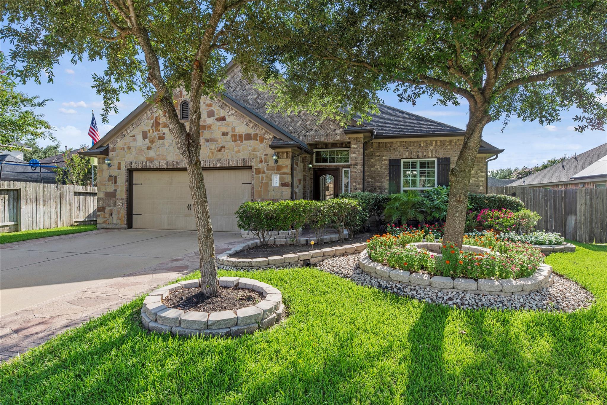 21735 E Carolina Green Drive