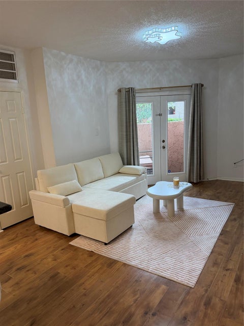 Photo of 10855 Meadowglen Lane #808, Houston, TX 77042 (MLS # 13264258)
