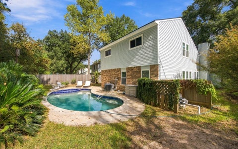 Photo of 5331 Creek Shadows Drive, Houston, TX 77339 (MLS # 87228955)