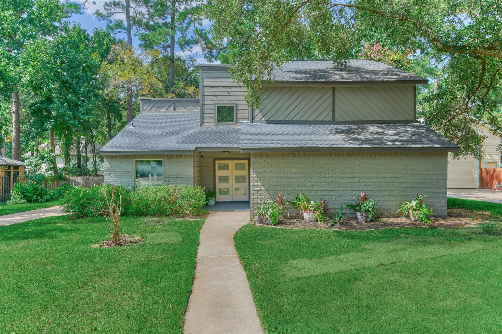 6506 Larkmount Drive