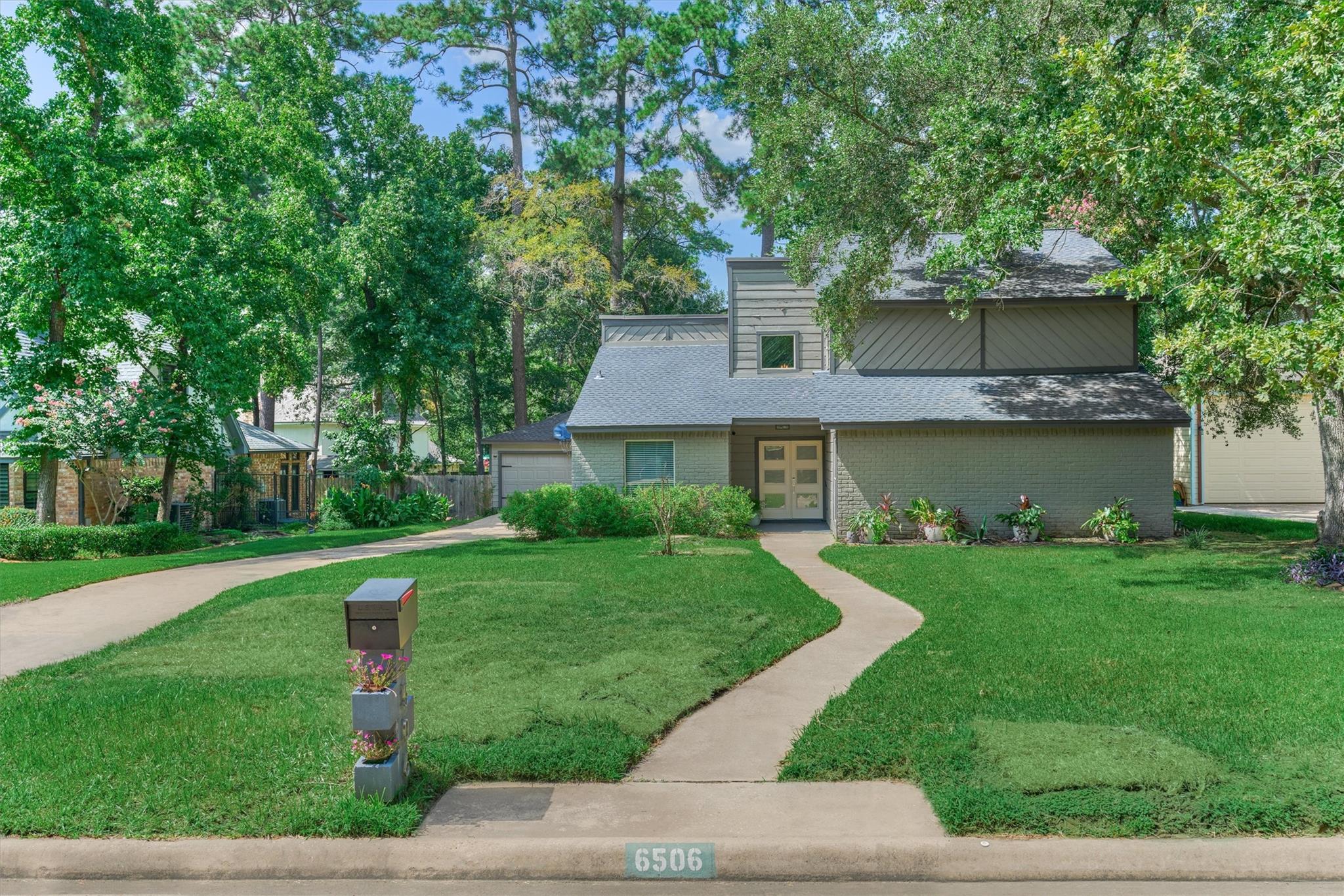 6506 Larkmount Drive