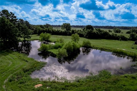 Photo of TBD County Rd 3495, Weldon, TX 75851 (MLS # 29339425) Photo of TBD County Rd 3495, Weldon, TX 75851 (MLS # 29339425)