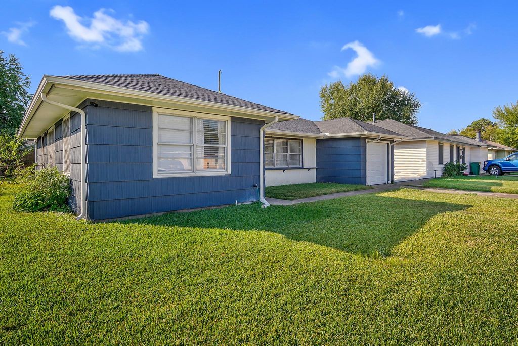 Photo of 3306 Earl Street, Pasadena, TX 77503 (MLS # 88400558)