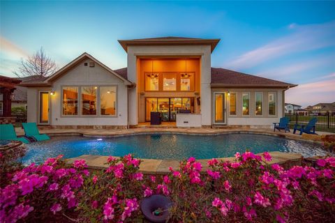 Homes For Sale - 18203 Sandy Beach Court<br/> Cypress, TX 77433