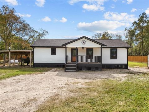 Photo of 500 County Road 4432, Dayton, TX 77535 (MLS # 83908189)