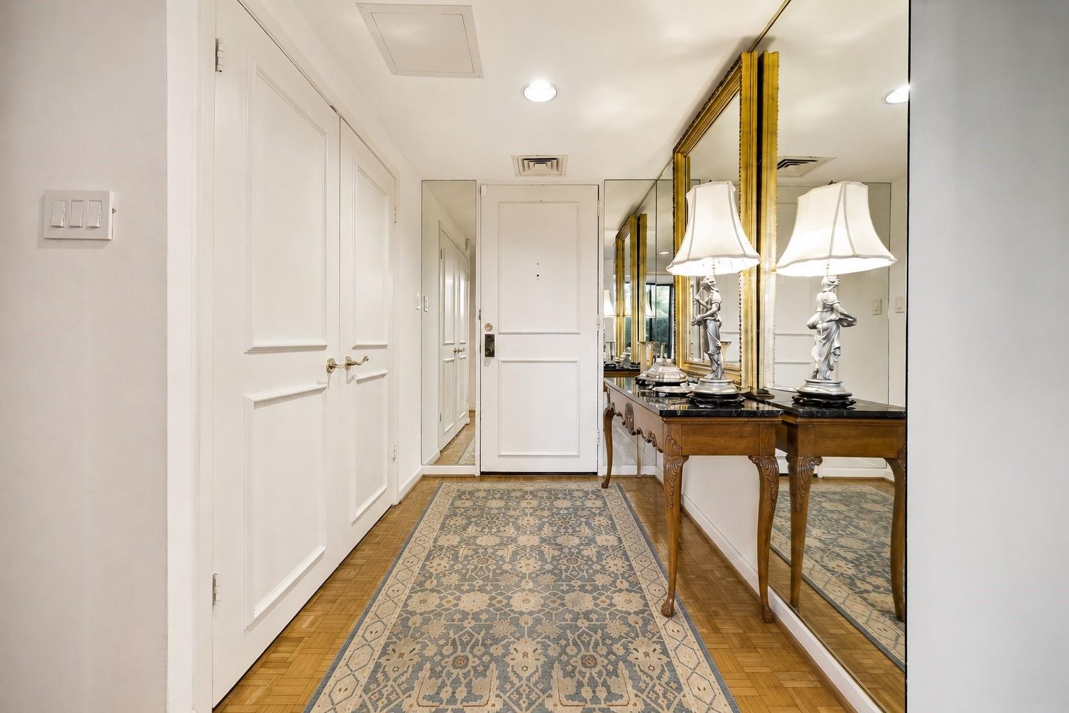 5001 Woodway 104