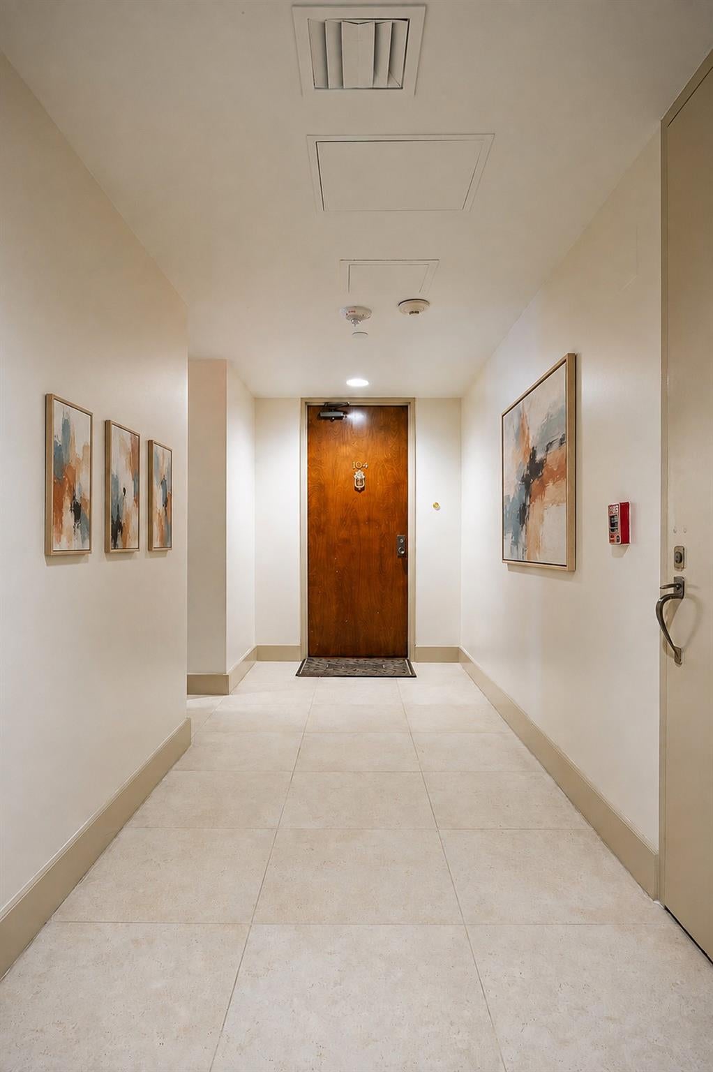 5001 Woodway 104
