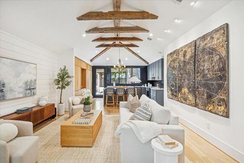 Photo of 406 Bomar Street, Houston, TX 77006 (MLS # 74385380)