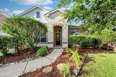 Photo of 13727 Charterhouse Way Way, Sugar Land, TX 77498 (MLS # 10119117)