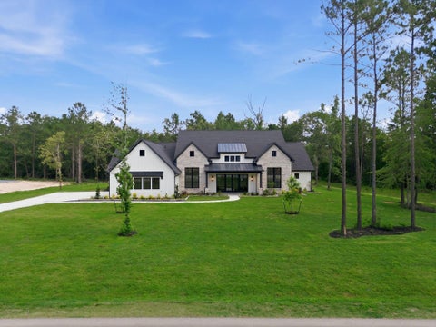 Photo of 25080 Sequin Trail, Montgomery, TX 77316 (MLS # 92846938)