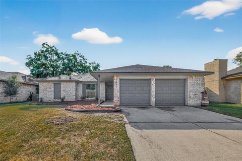 Photo of 5507 Greenhill Forest Drive, Houston, TX 77088 (MLS # 36344123)