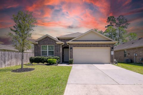 Photo of 2315 Strong Horse Drive, Conroe, TX 77301 (MLS # 69131482)