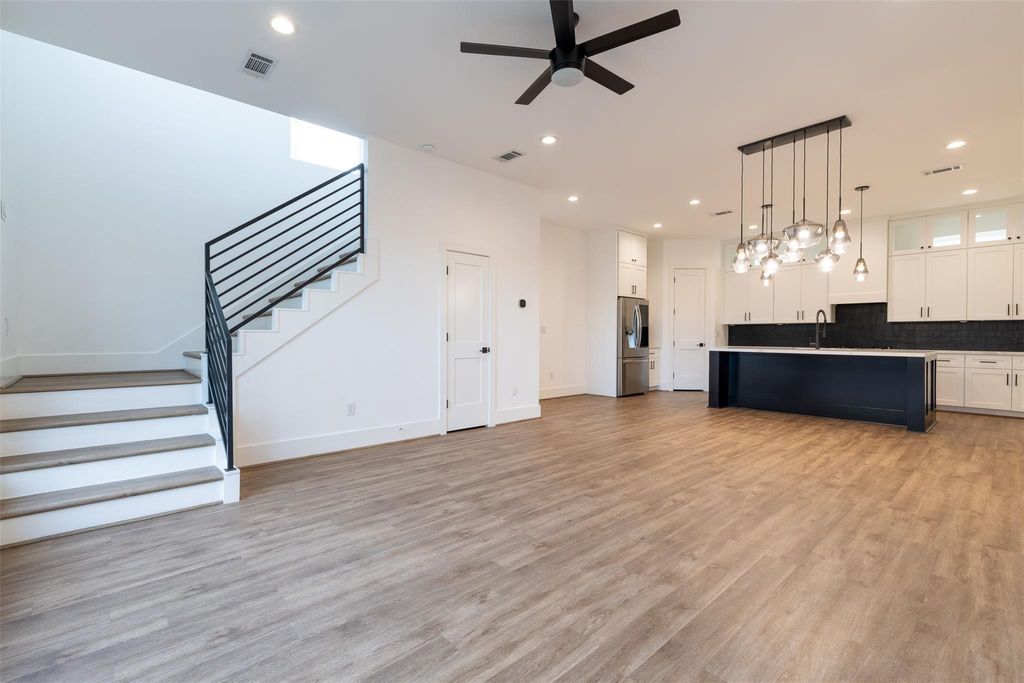 Photo of 1206 Hamblen Street, Houston, TX 77009 (MLS # 24629052)