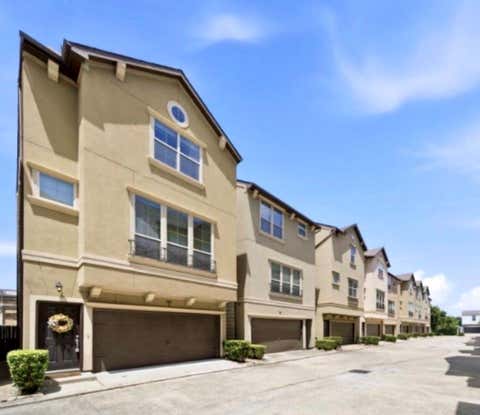 Photo of 6363 Fairdale Lane #L, Houston, TX 77057 (MLS # 49289679)