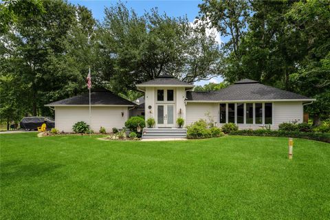 458 Mallard Point Livingston TX 77351