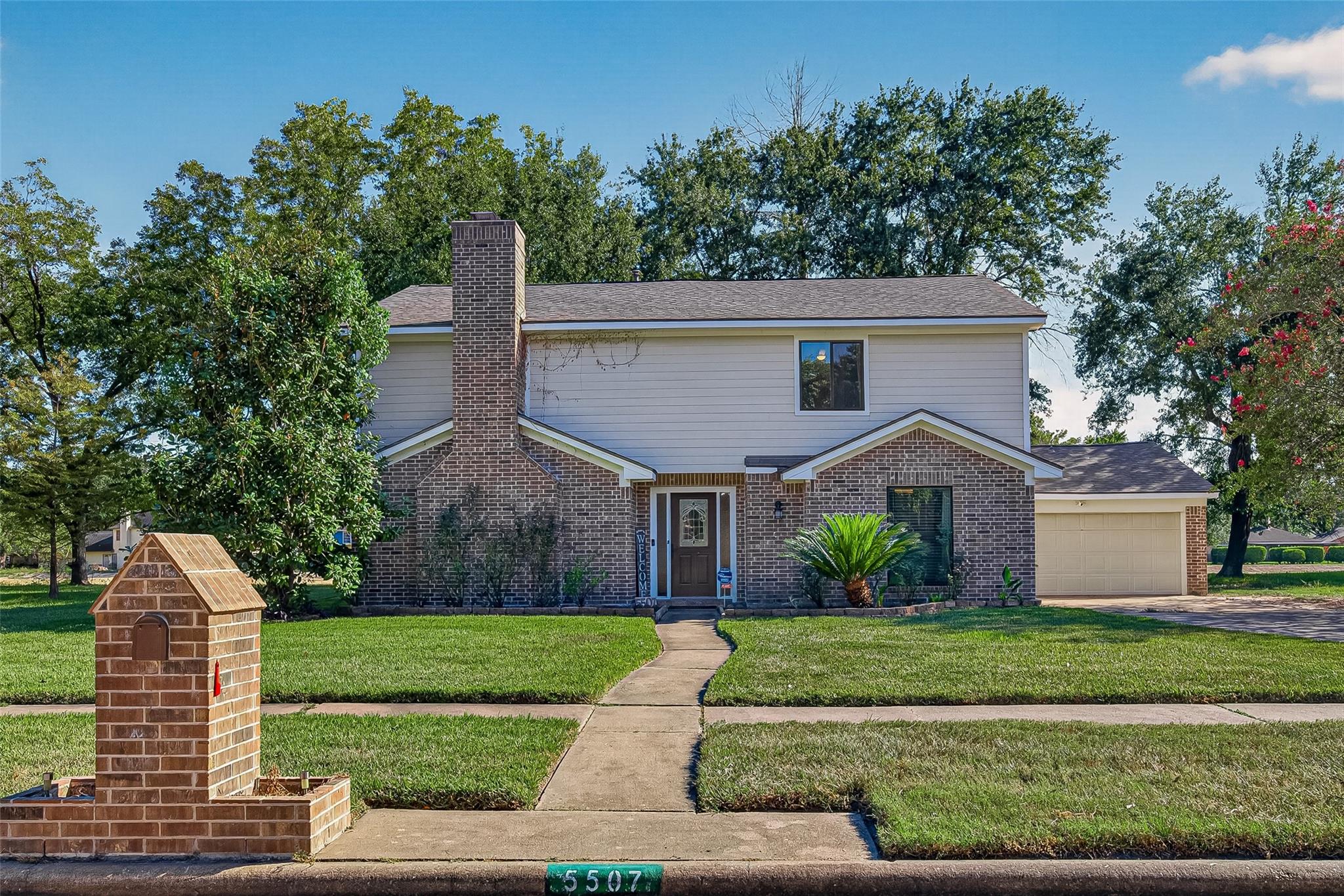 5507 Arncliffe Drive