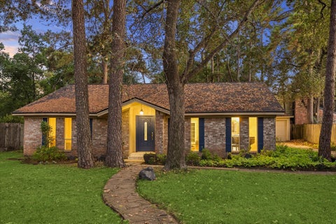 Photo of 10411 Grassland Circle, Houston, TX 77070 (MLS # 29068843)