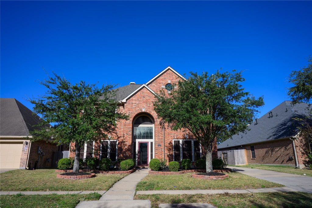 Photo of 2604 Brightlake Way Lane, Pearland, TX 77584 (MLS # 34356986)