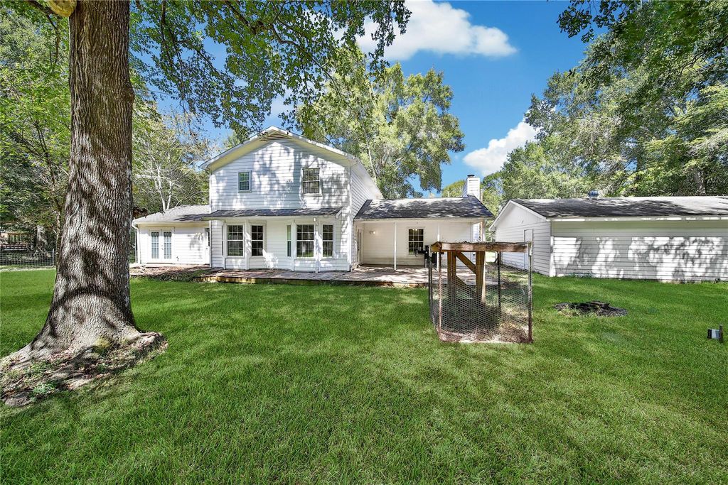 Photo of 239 Blue Lake Drive, Huffman, TX 77336 (MLS # 70032224)