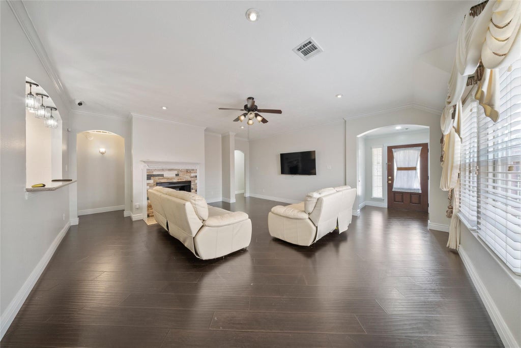 Photo of 6526 N Gena Lee Drive, Houston, TX 77064 (MLS # 64493079)