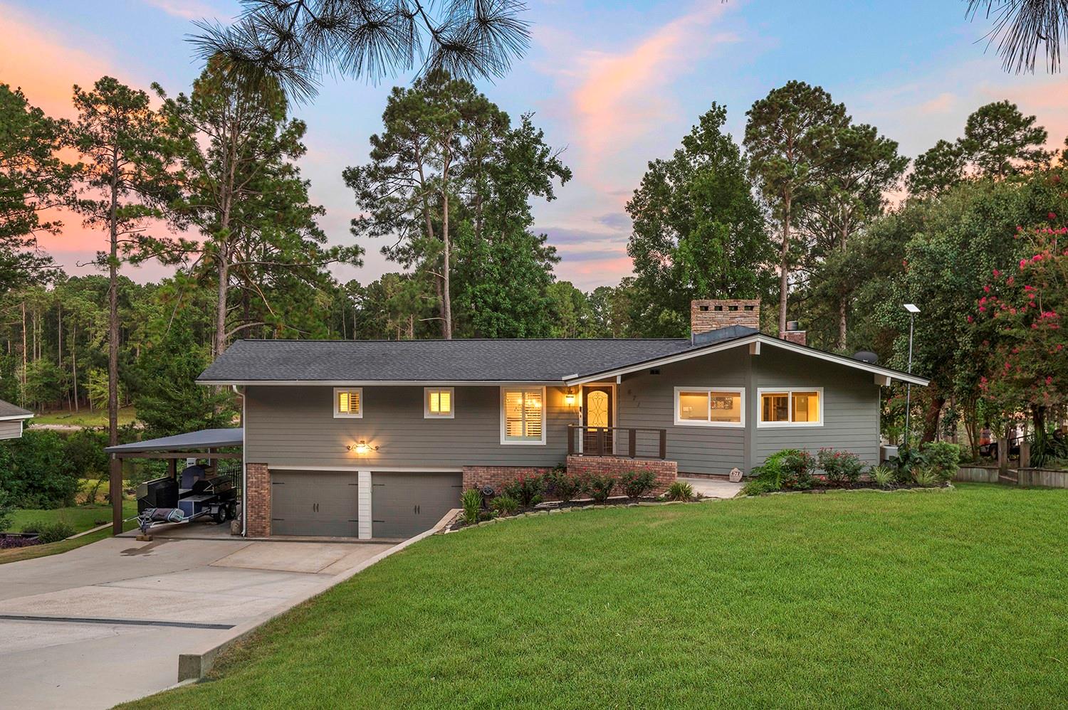 671 Lakeshore Drive