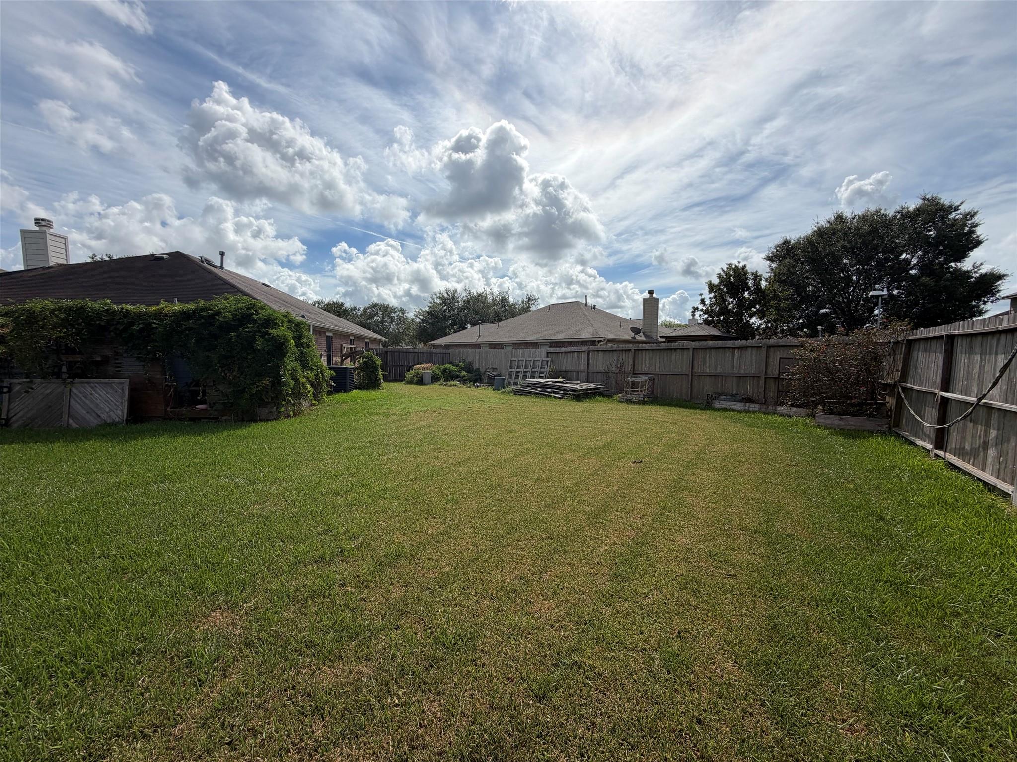 2103 Kingfisher Court