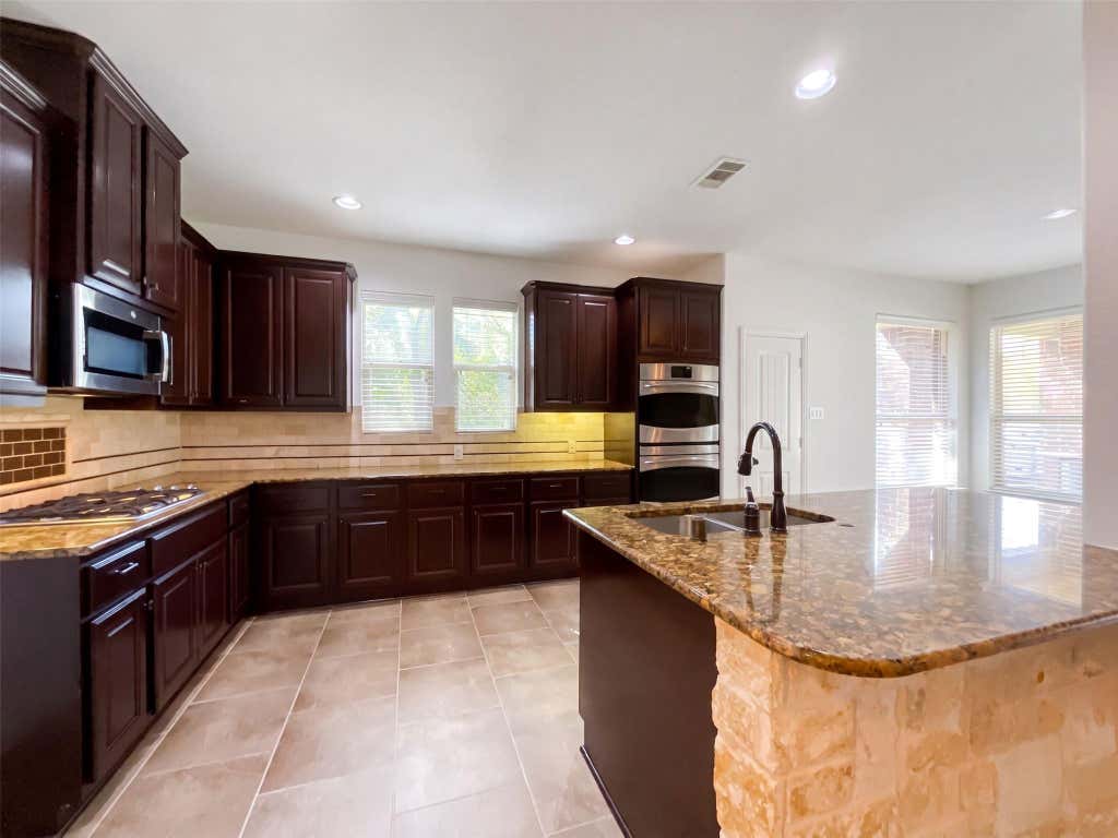 Photo of 312 Overland Trace, Montgomery, TX 77316 (MLS # 78471831)