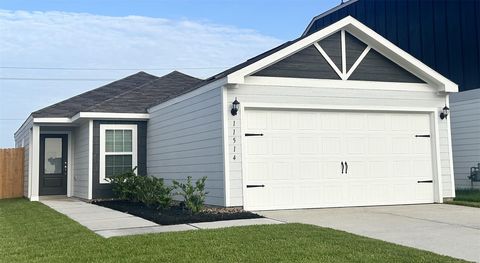 Photo of 11514 Texas Spring Drive, Houston, TX 77048 (MLS # 49301103)