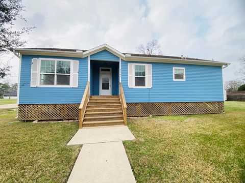 Photo of 2503 Deats Road, Dickinson, TX 77539 (MLS # 96395340)