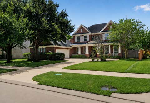 Homes For Sale - 4627 Lake Knoll Court<br/> Sugar Land, TX 77479