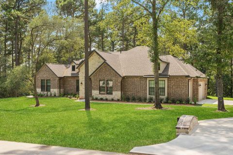 Photo of 9258 Cedar Bend, Plantersville, TX 77363 (MLS # 18715611)
