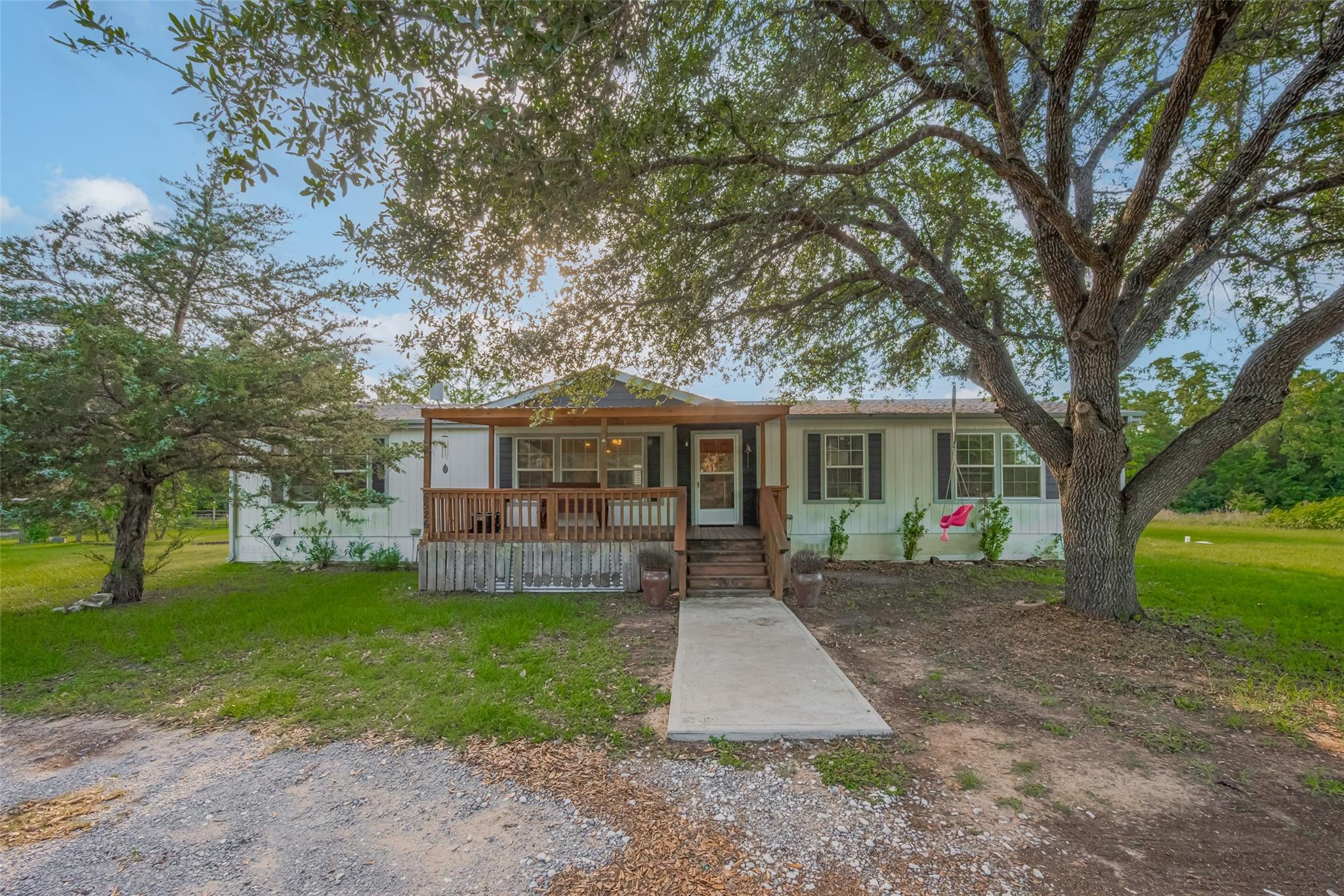 5526 State Highway 90