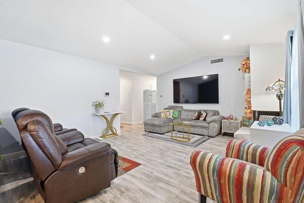 2828 Elk Grove Road
