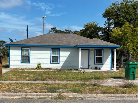 Photo of 363 N Rife Street, Aransas Pass, TX 78336 (MLS # 59735695)