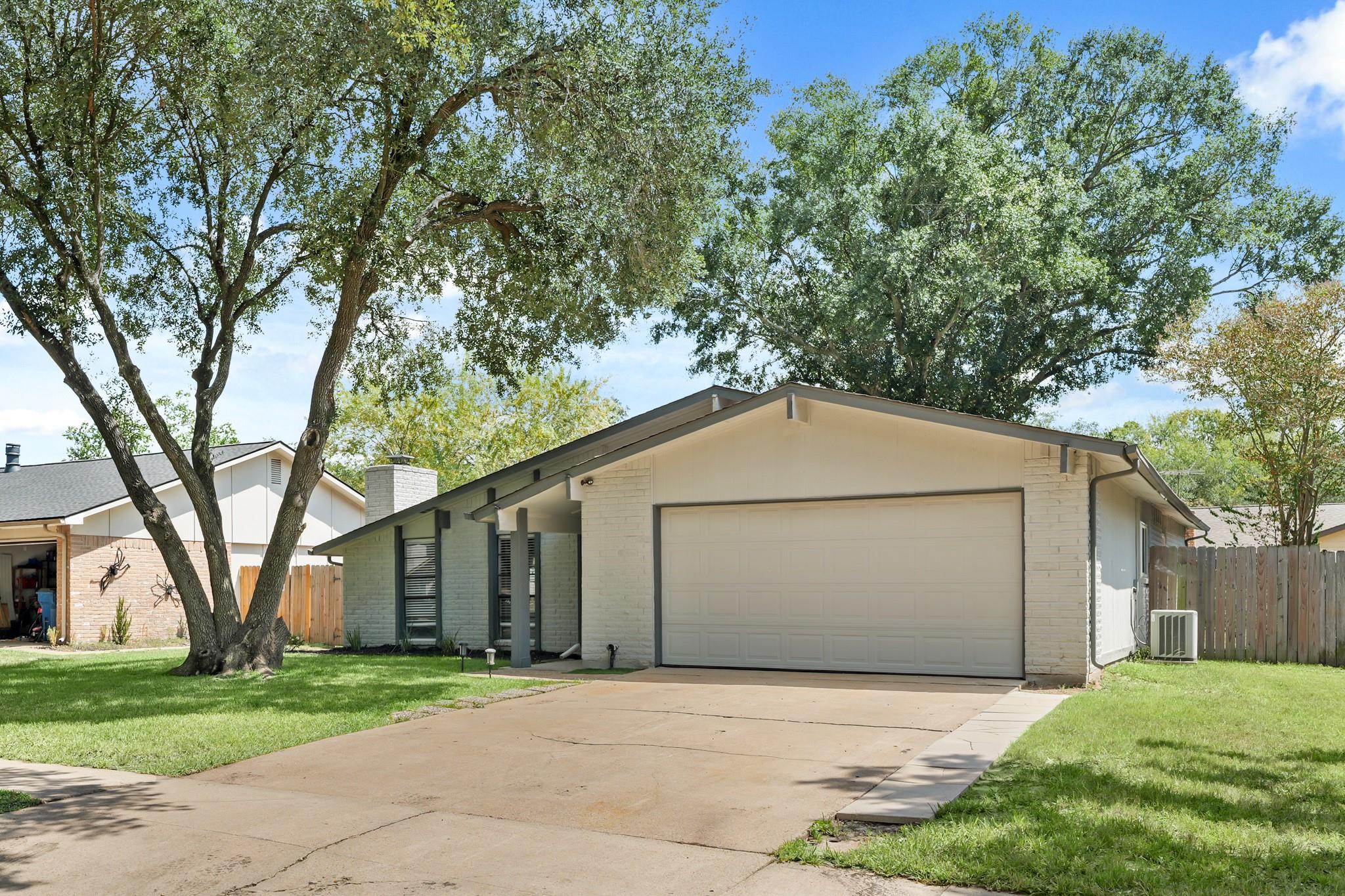 3911 Marywood Drive