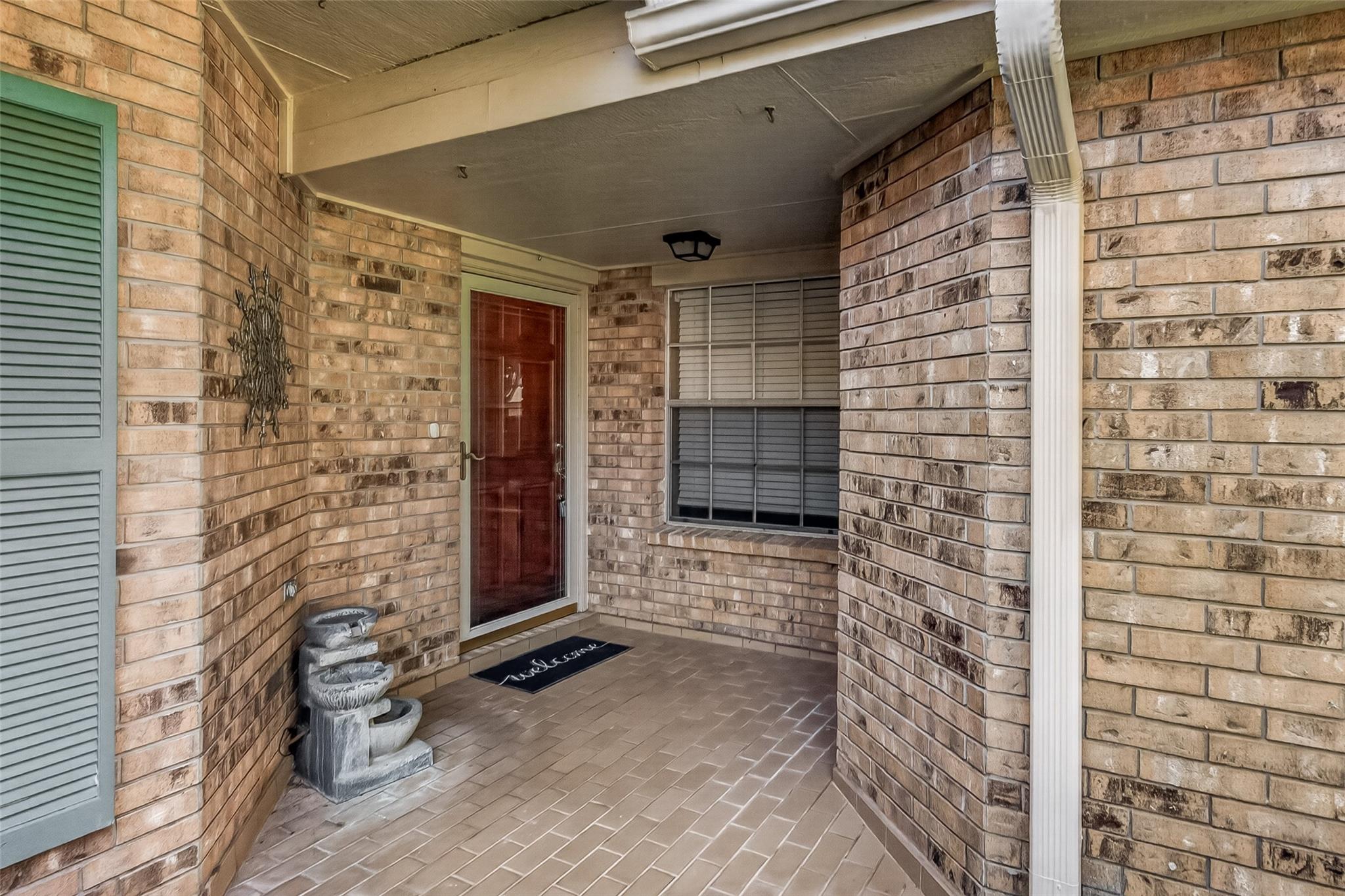 911 Woodfern Glen Lane
