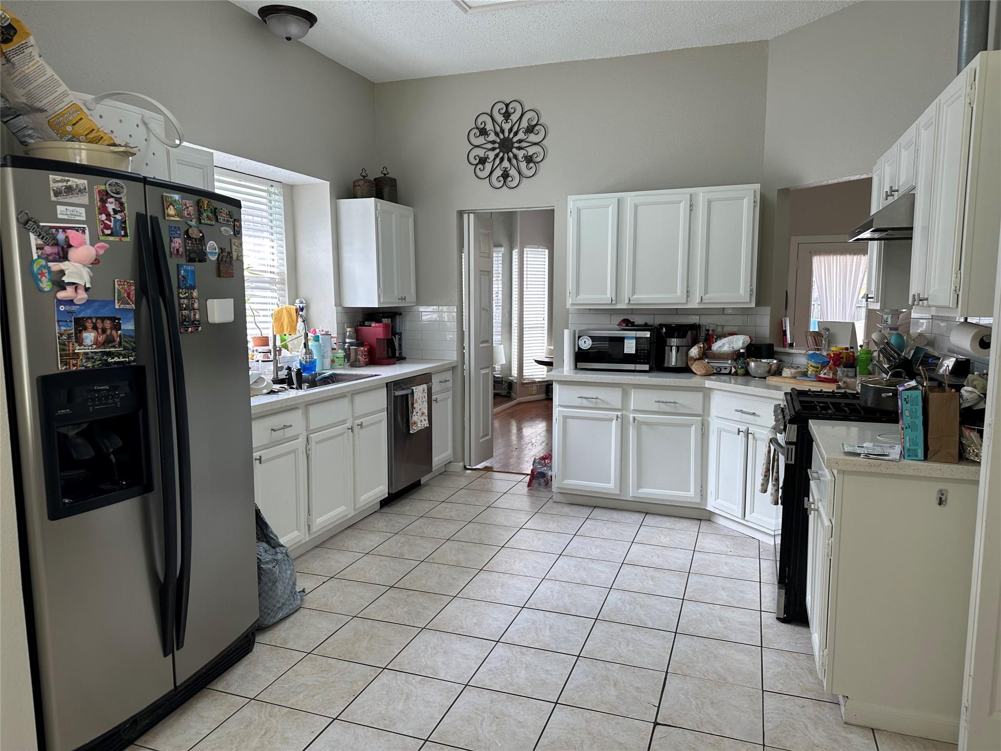 3118 Lakefield Way