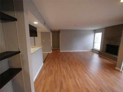 Photo of 260 El Dorado Boulevard #812, Houston, TX 77598 (MLS # 8845834)