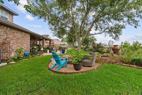 Tiny photo for 5415 Magnolia Green Lane, League City, TX 77573 (MLS # 55265344)