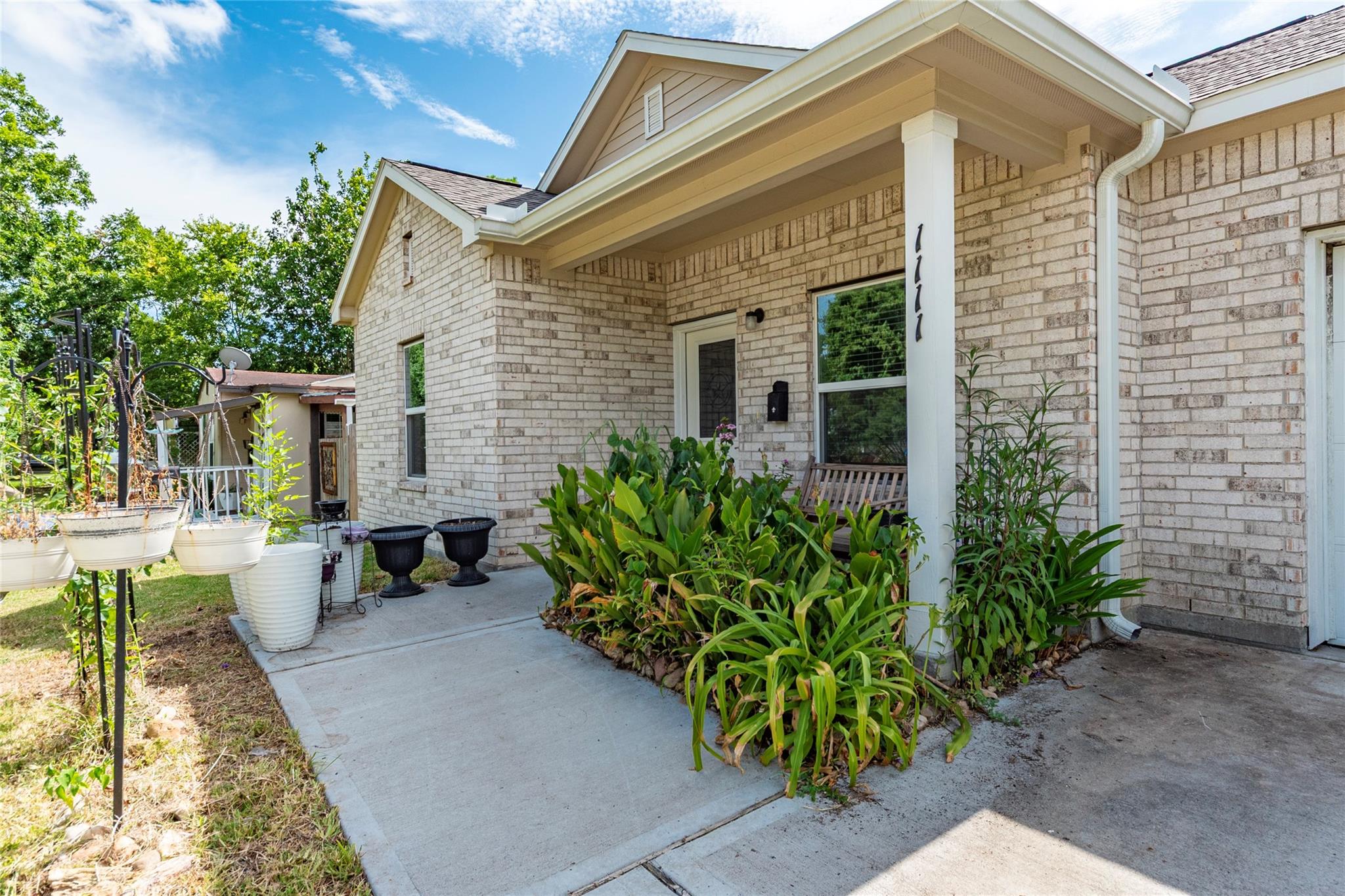 1111 12th 1/2 Street N